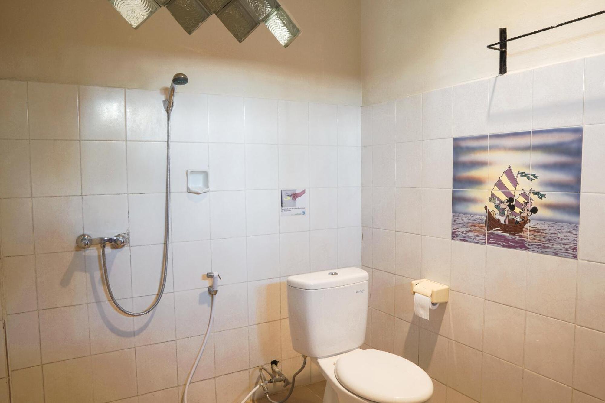 Nirwa 1 Ubud Guesthouse Δωμάτιο φωτογραφία