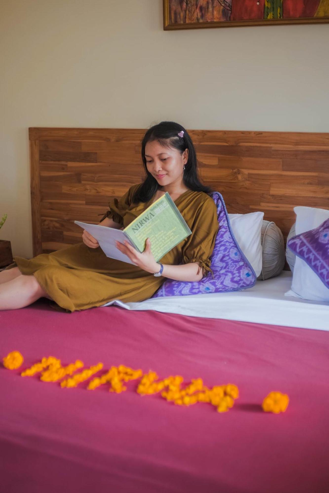 Nirwa 1 Ubud Guesthouse Δωμάτιο φωτογραφία